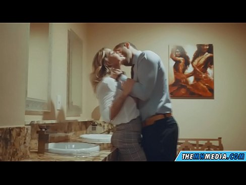 ❤️ Кога бујна русокоса ќе ве заведе во јавен тоалет ❌ Ебате видео на порно mk.hentaisaturn.ru